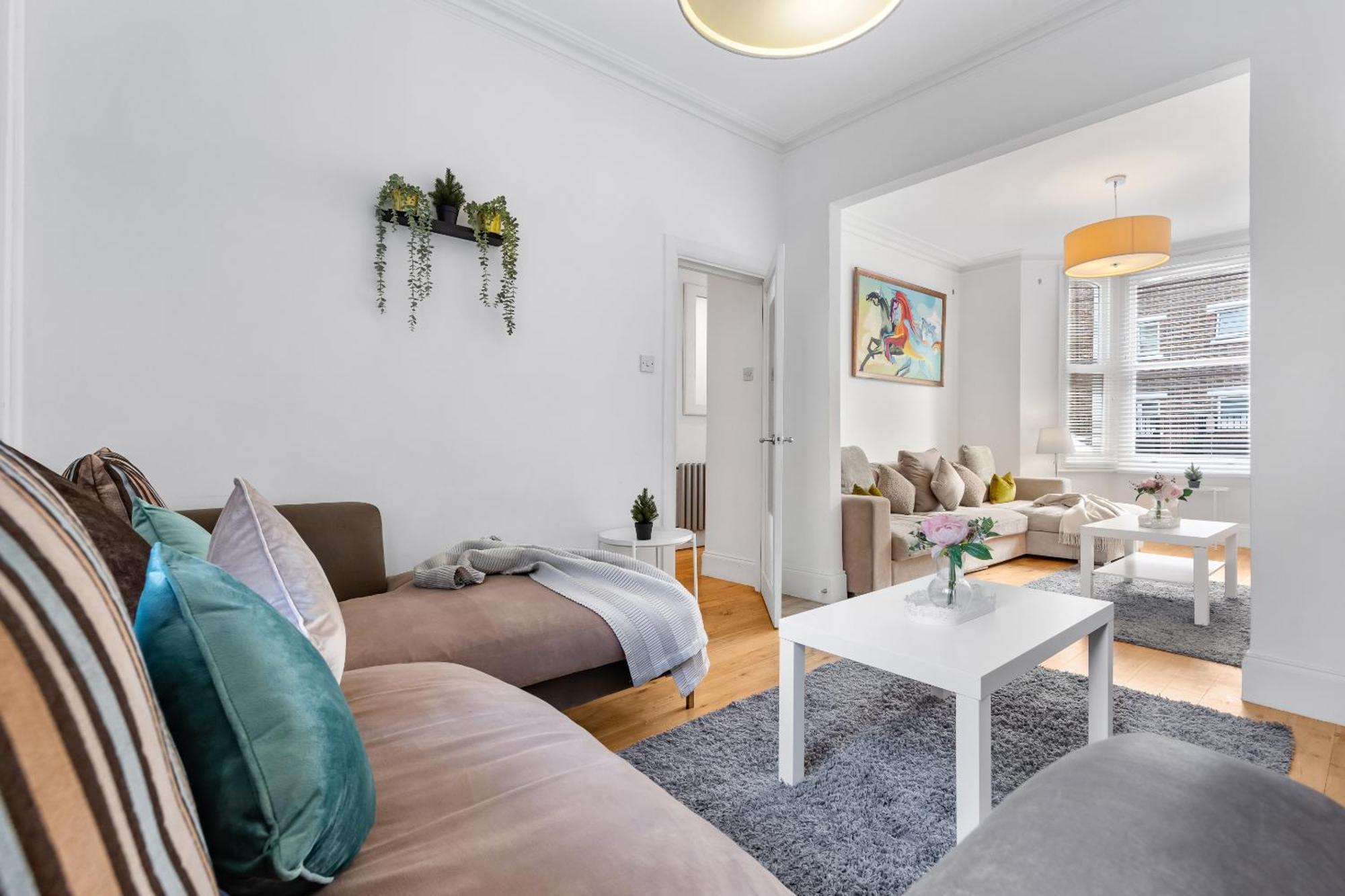 Luxury 4-Bedroom Modern Flat In Central London Steps From Station, Sleeps 9 In Style! Extérieur photo