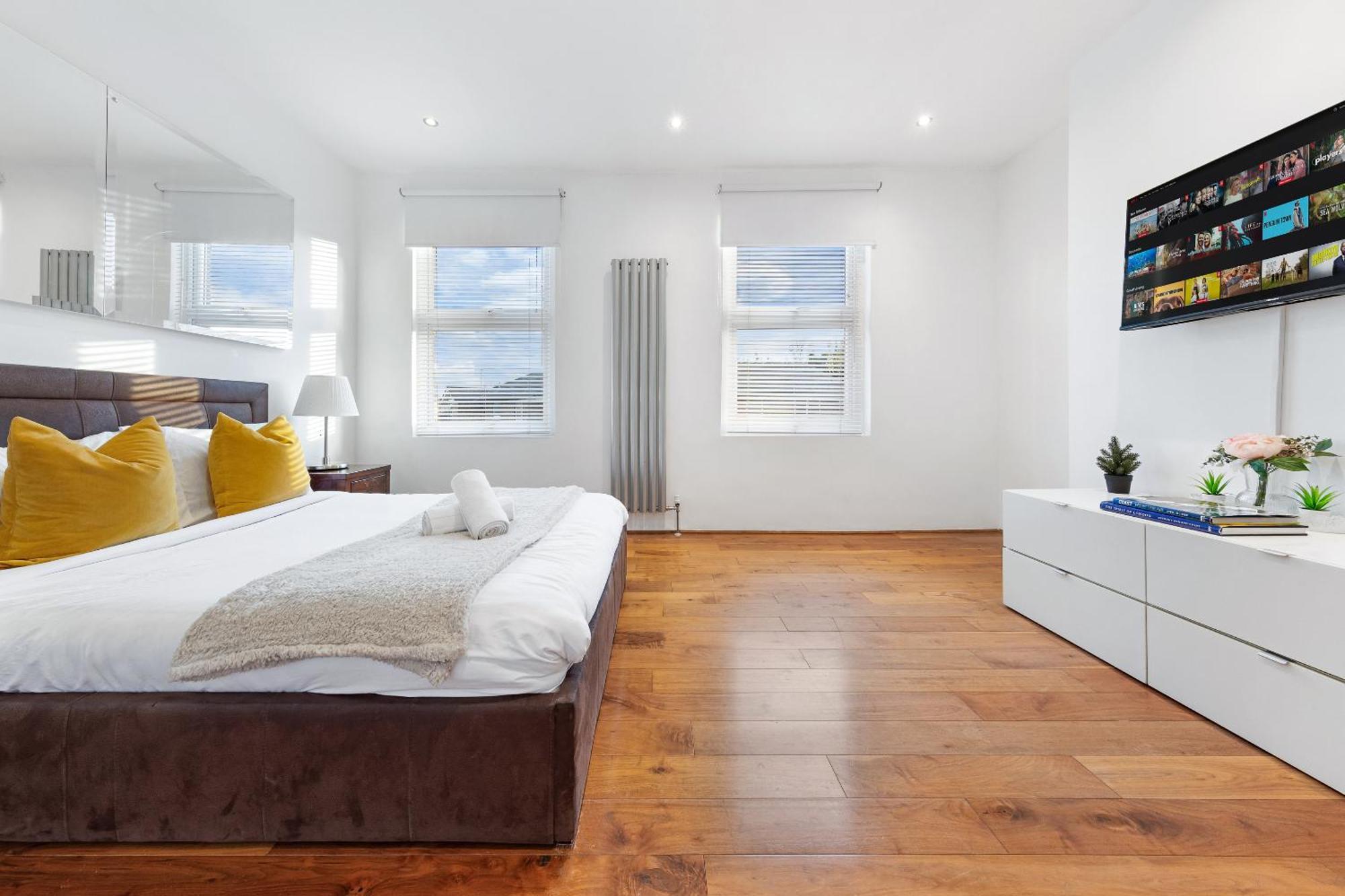 Luxury 4-Bedroom Modern Flat In Central London Steps From Station, Sleeps 9 In Style! Extérieur photo