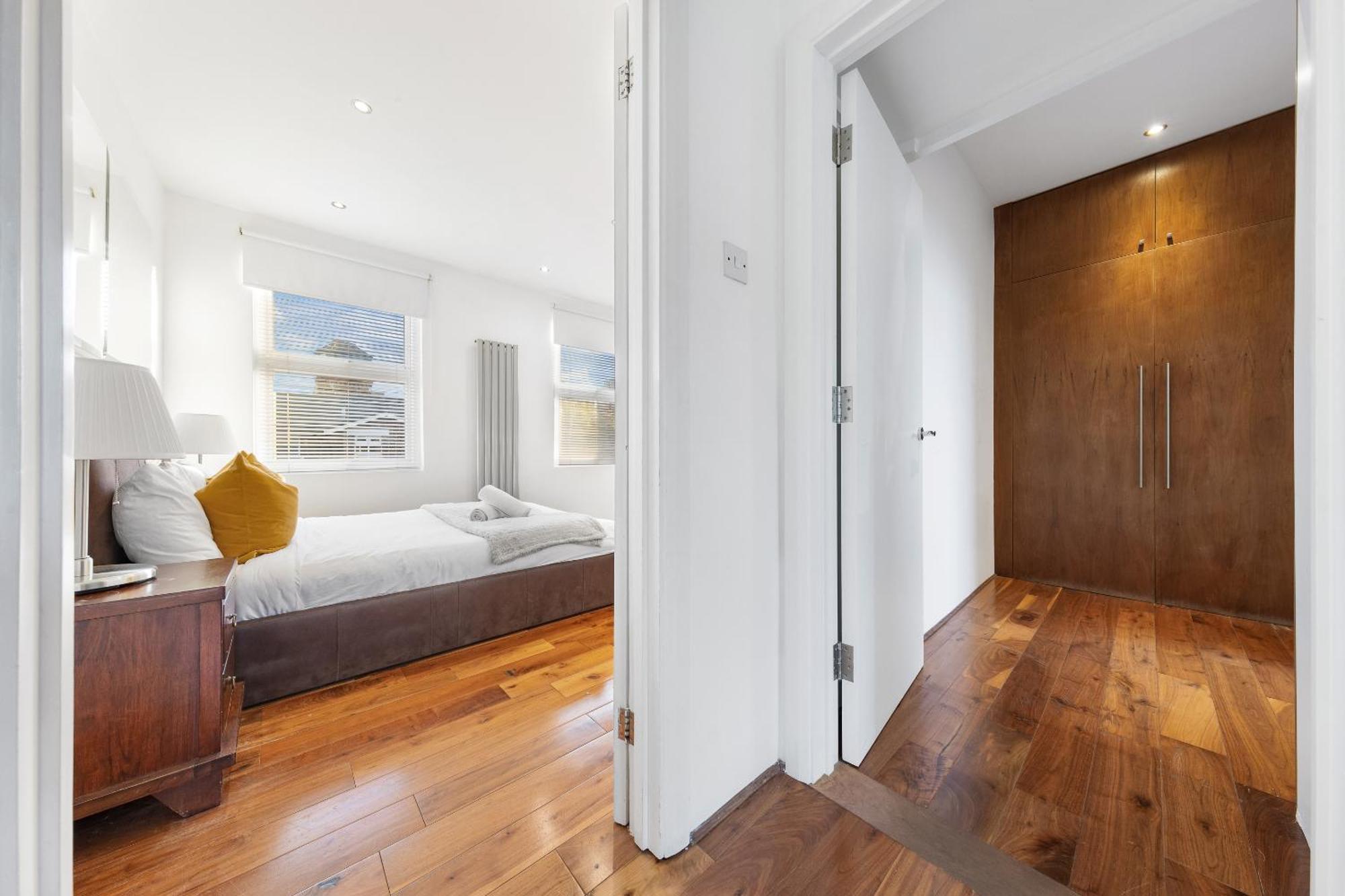 Luxury 4-Bedroom Modern Flat In Central London Steps From Station, Sleeps 9 In Style! Extérieur photo
