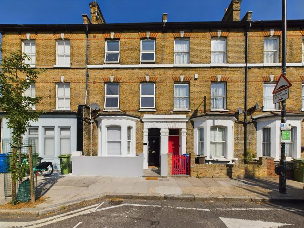 Luxury 4-Bedroom Modern Flat In Central London Steps From Station, Sleeps 9 In Style! Chambre photo