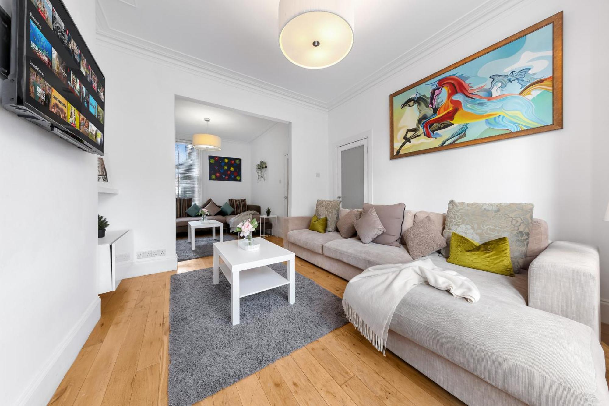 Luxury 4-Bedroom Modern Flat In Central London Steps From Station, Sleeps 9 In Style! Extérieur photo