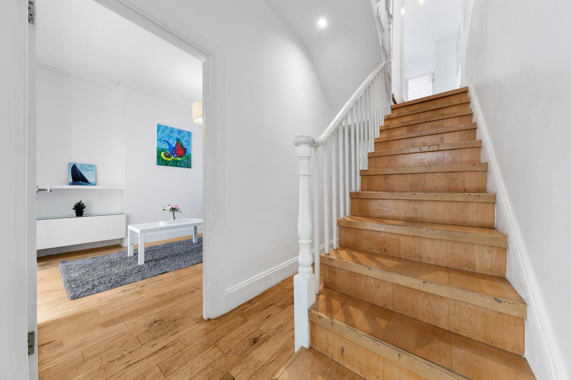 Luxury 4-Bedroom Modern Flat In Central London Steps From Station, Sleeps 9 In Style! Extérieur photo
