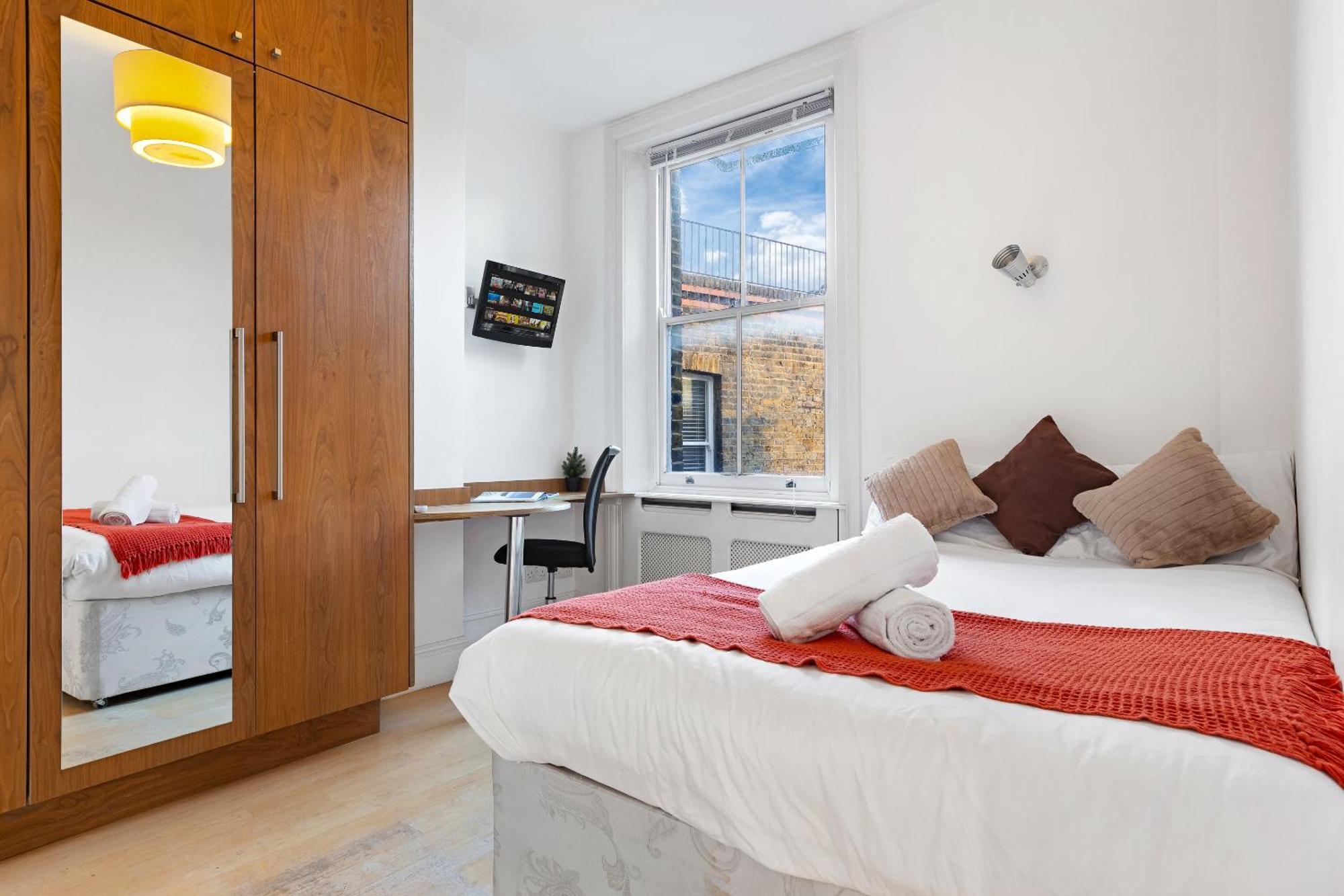 Luxury 4-Bedroom Modern Flat In Central London Steps From Station, Sleeps 9 In Style! Extérieur photo