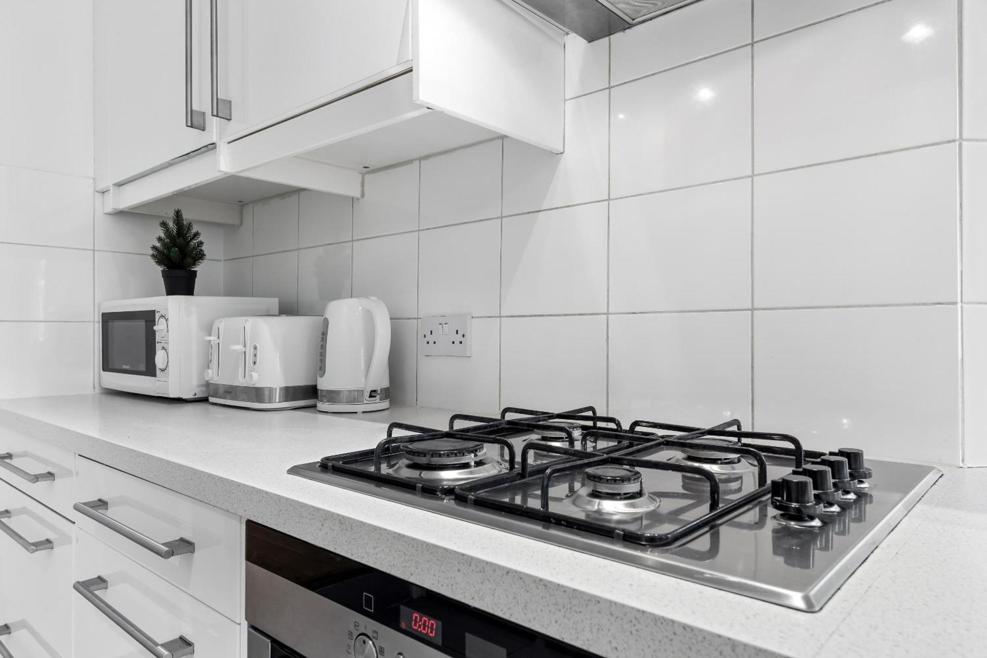 Luxury 4-Bedroom Modern Flat In Central London Steps From Station, Sleeps 9 In Style! Extérieur photo